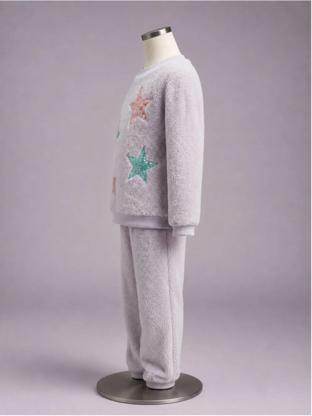 Derek Heart cozy cute